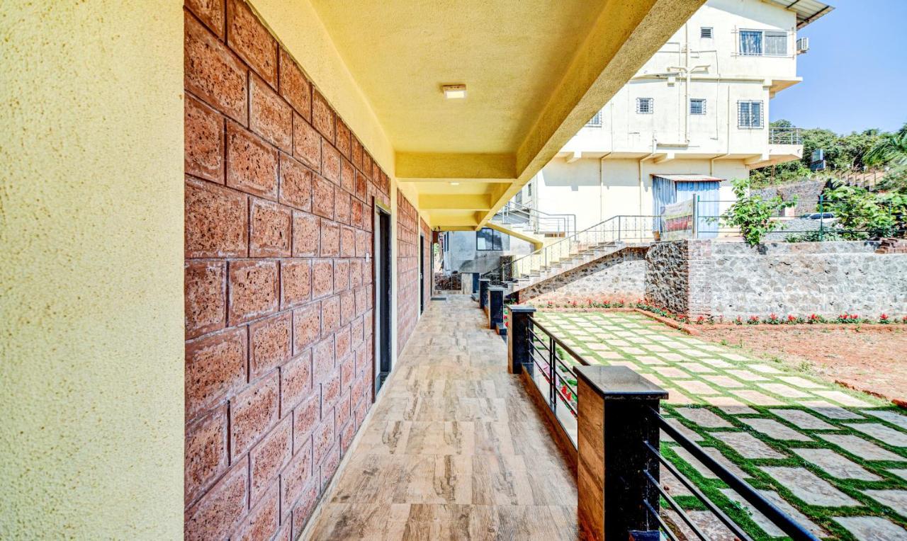 Aditya Hill View Inn Mahābaleshwar Exterior foto
